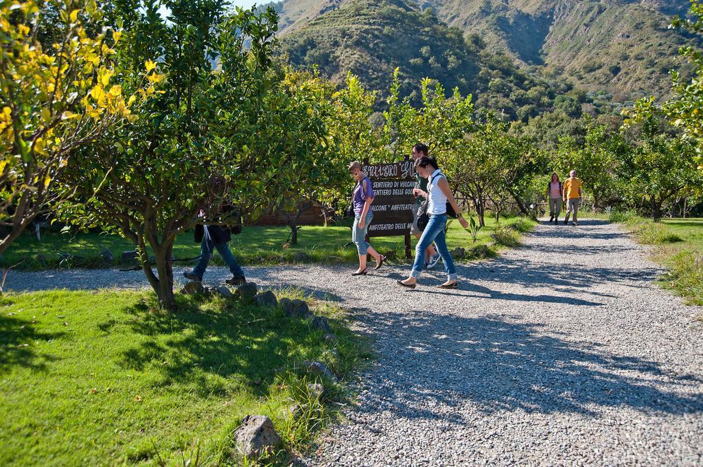 Glamping Alcantara Motta Camastra Εξωτερικό φωτογραφία