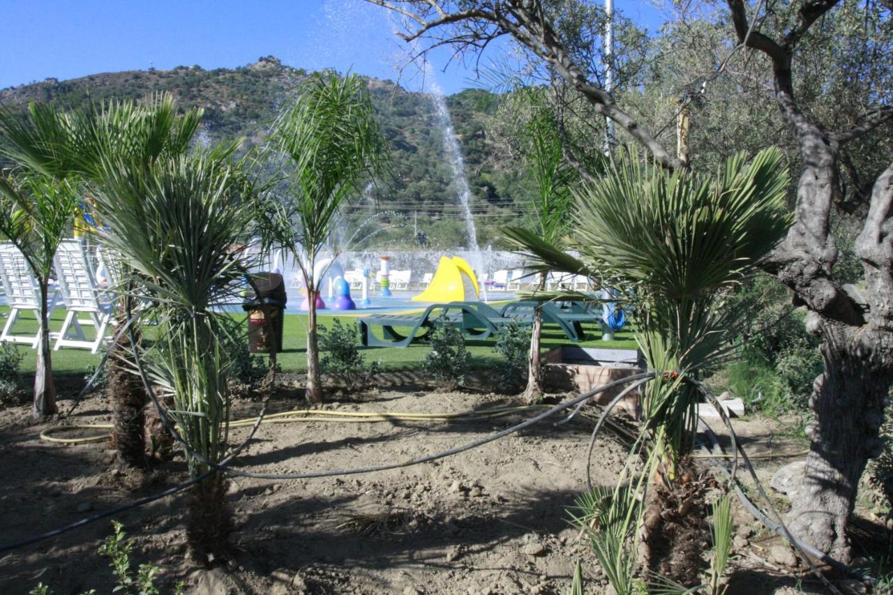 Glamping Alcantara Motta Camastra Εξωτερικό φωτογραφία