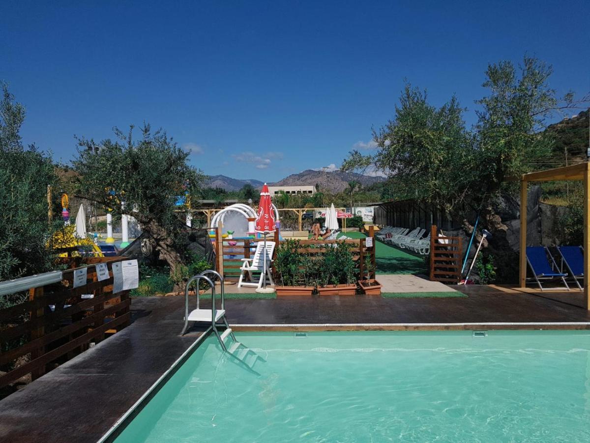 Glamping Alcantara Motta Camastra Εξωτερικό φωτογραφία